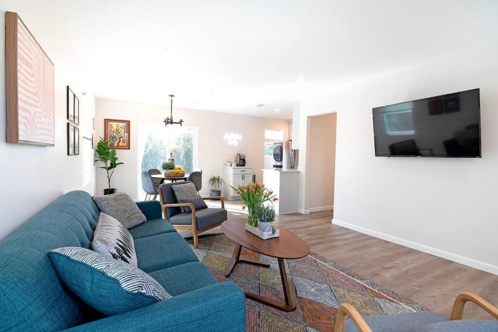 Beautiful 3 Bed 1 Bath Designer Home + Hot Tub Los Angeles Kültér fotó